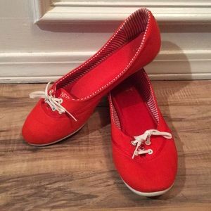 Neo Adidas 8.5 Flats